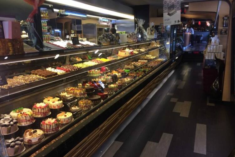 Bag Pastaneleri Altunizade Istanbul